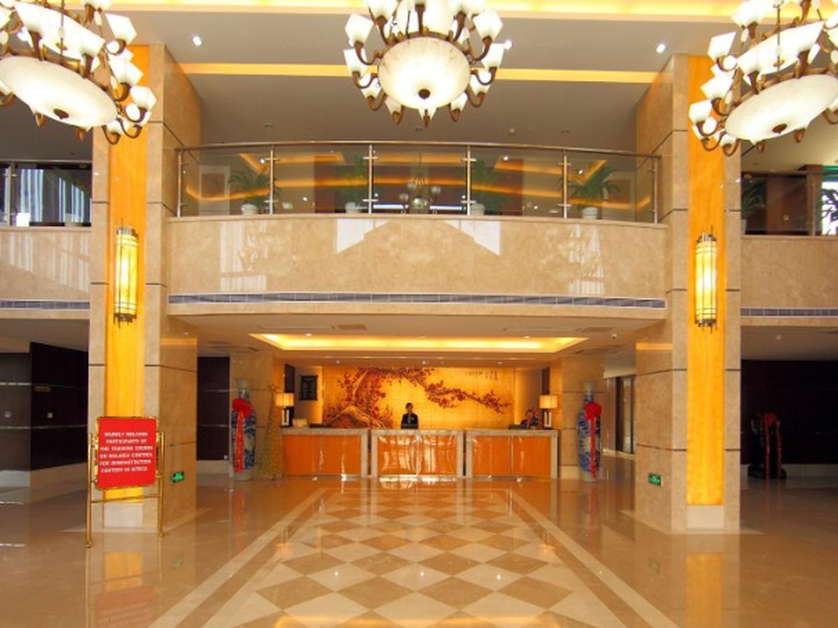 Wuxi Xiyuan Hotel Bagian luar foto